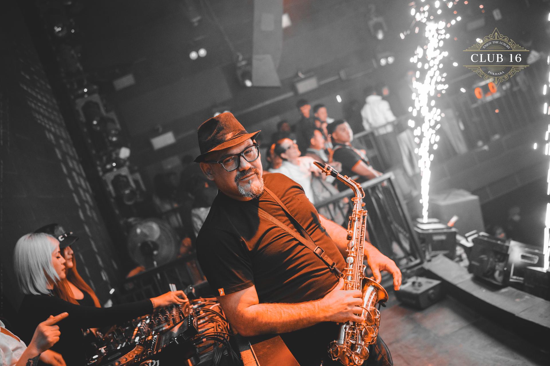 2026 में नेपाल का लाइव म्यूज़िक सीन: रात के अंधेरे में अपनी आवाज़ ढूंढता एक देश