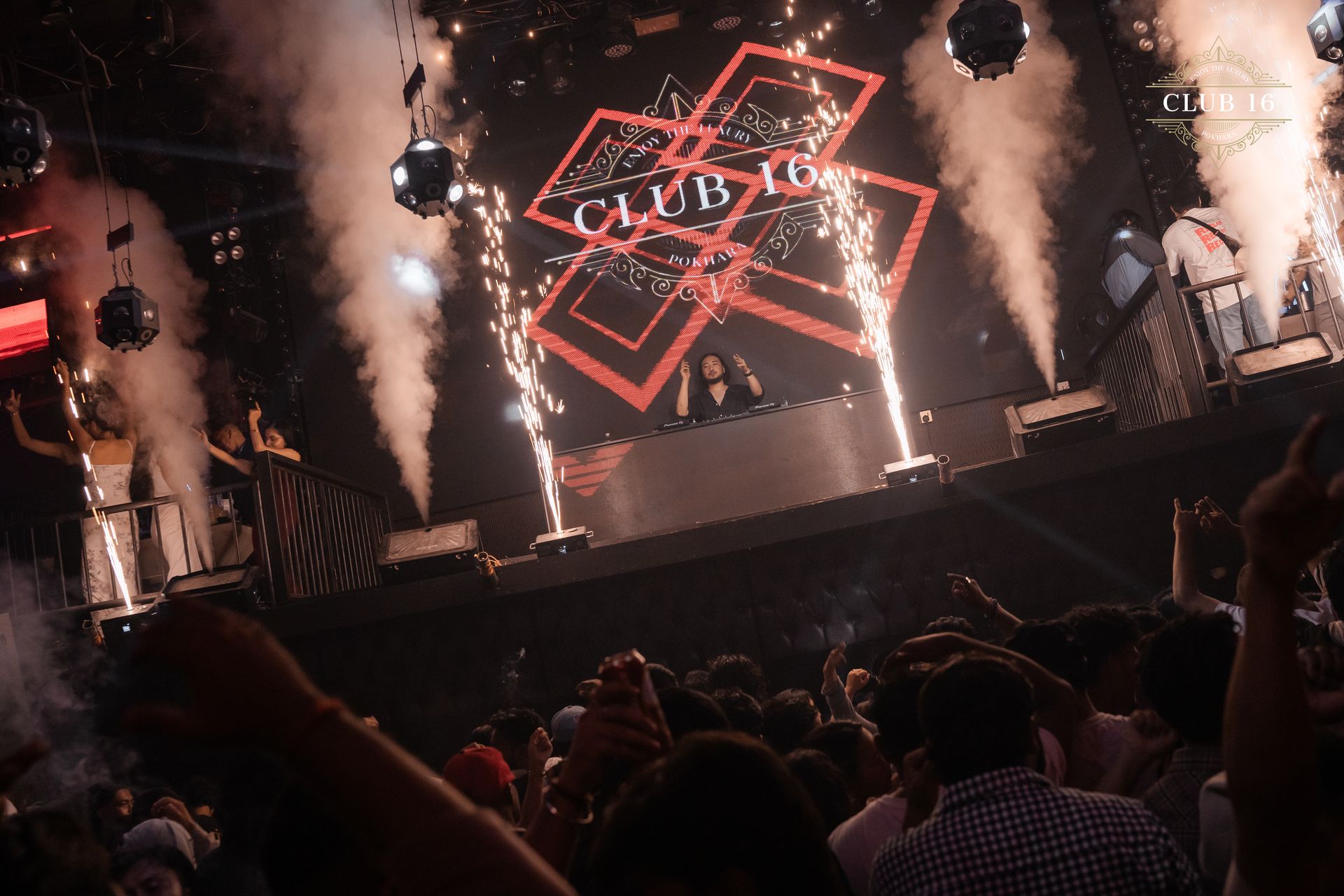 Nepal में Nightclub Birthday Ideas: ऐसा जन्मदिन जिसके लिए लोग सफ़र करें