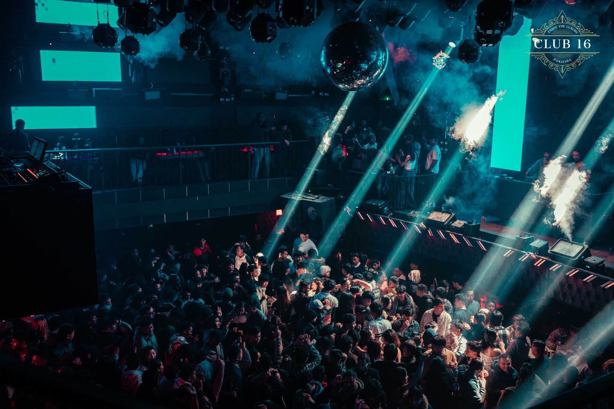 Hookah & Premium Beverages